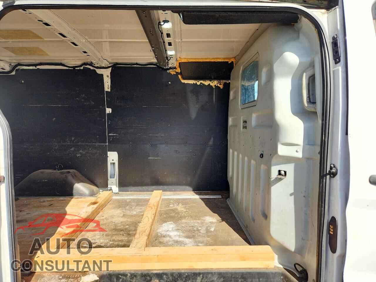 FORD TRANSIT 2019 - 1FTYR1YM6KKB79223