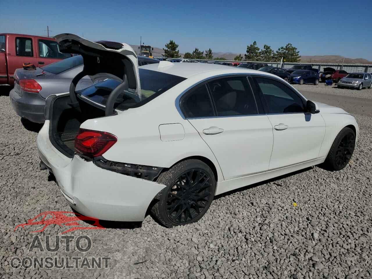 BMW 3 SERIES 2018 - WBA8D9C58JEM35112