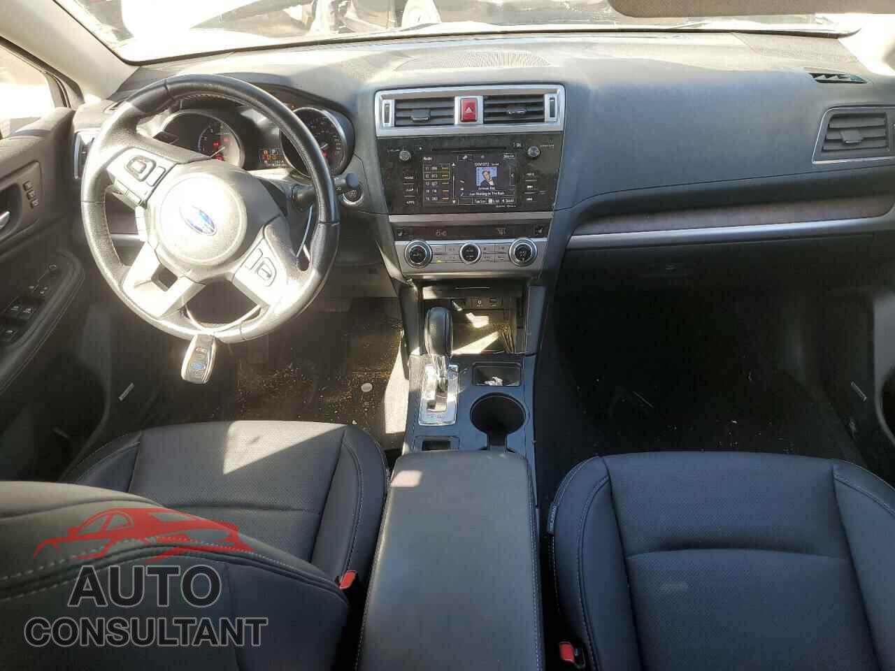 SUBARU OUTBACK 2017 - 4S4BSENC3H3362882