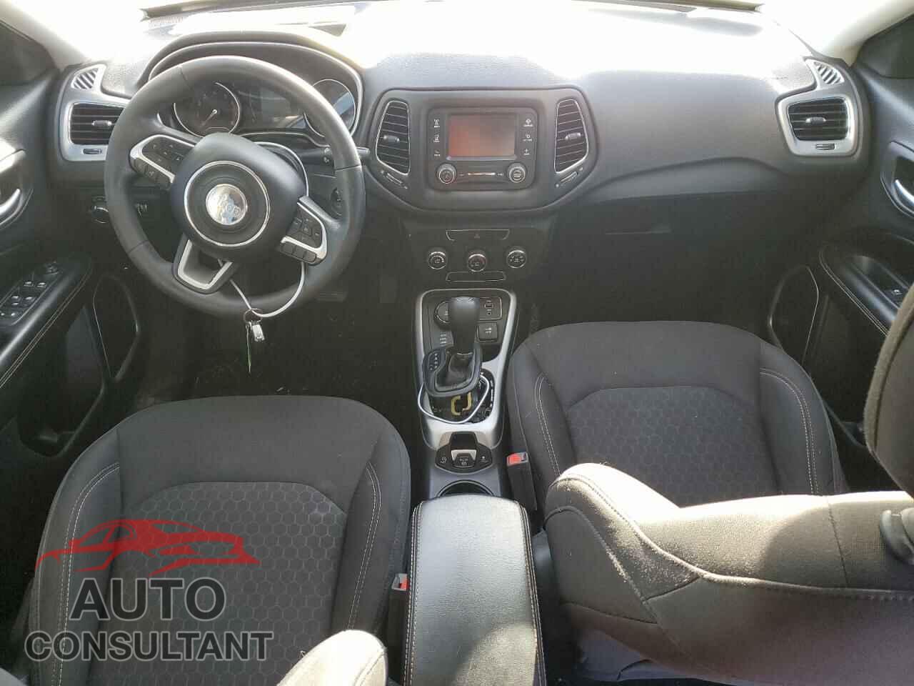 JEEP COMPASS 2017 - 3C4NJDAB5HT688893