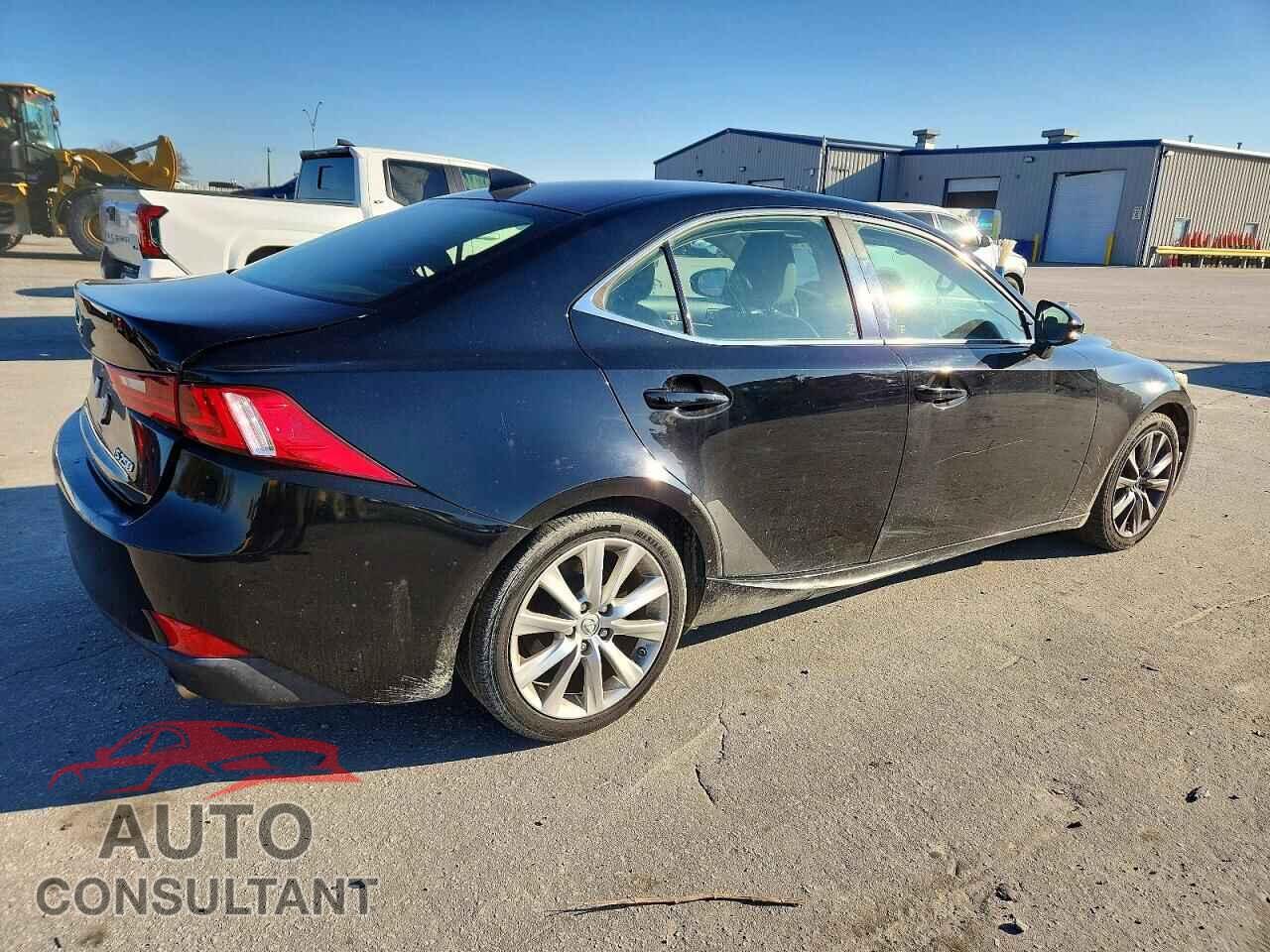LEXUS IS 2014 - JTHBF1D20E5036174