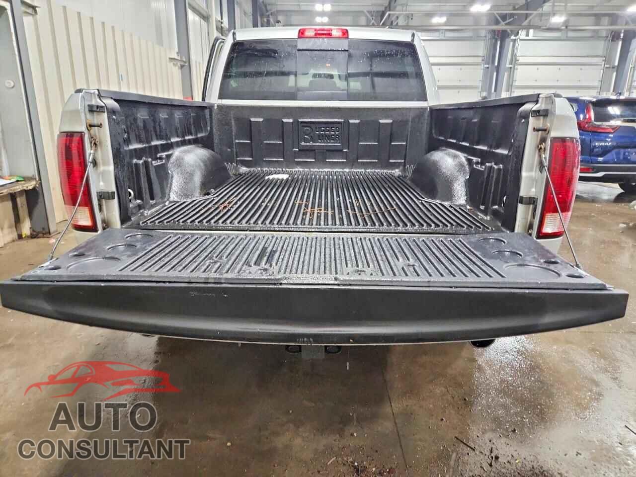 DODGE RAM 1500 2012 - 1C6RD7NT3CS230767