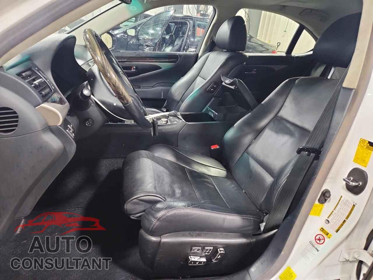 LEXUS LS460 2013 - JTHBL5EF7D5120704