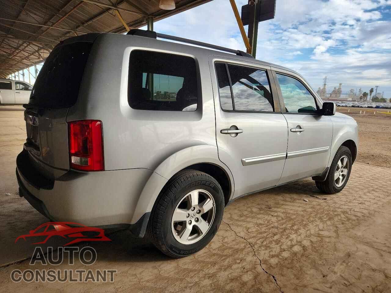 HONDA PILOT 2011 - 5FNYF3H58BB009486