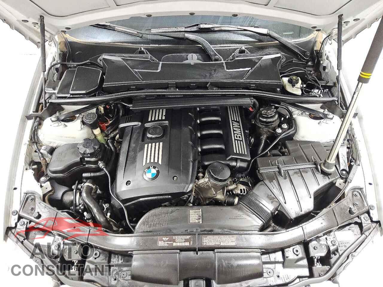 BMW 3 SERIES 2011 - WBAPH5C55BF094109