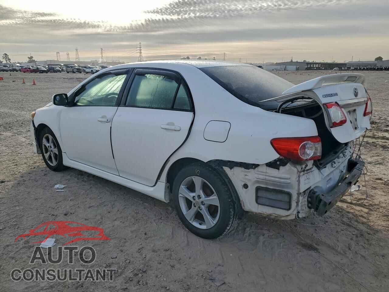TOYOTA COROLLA 2011 - 2T1BU4EE5BC581156