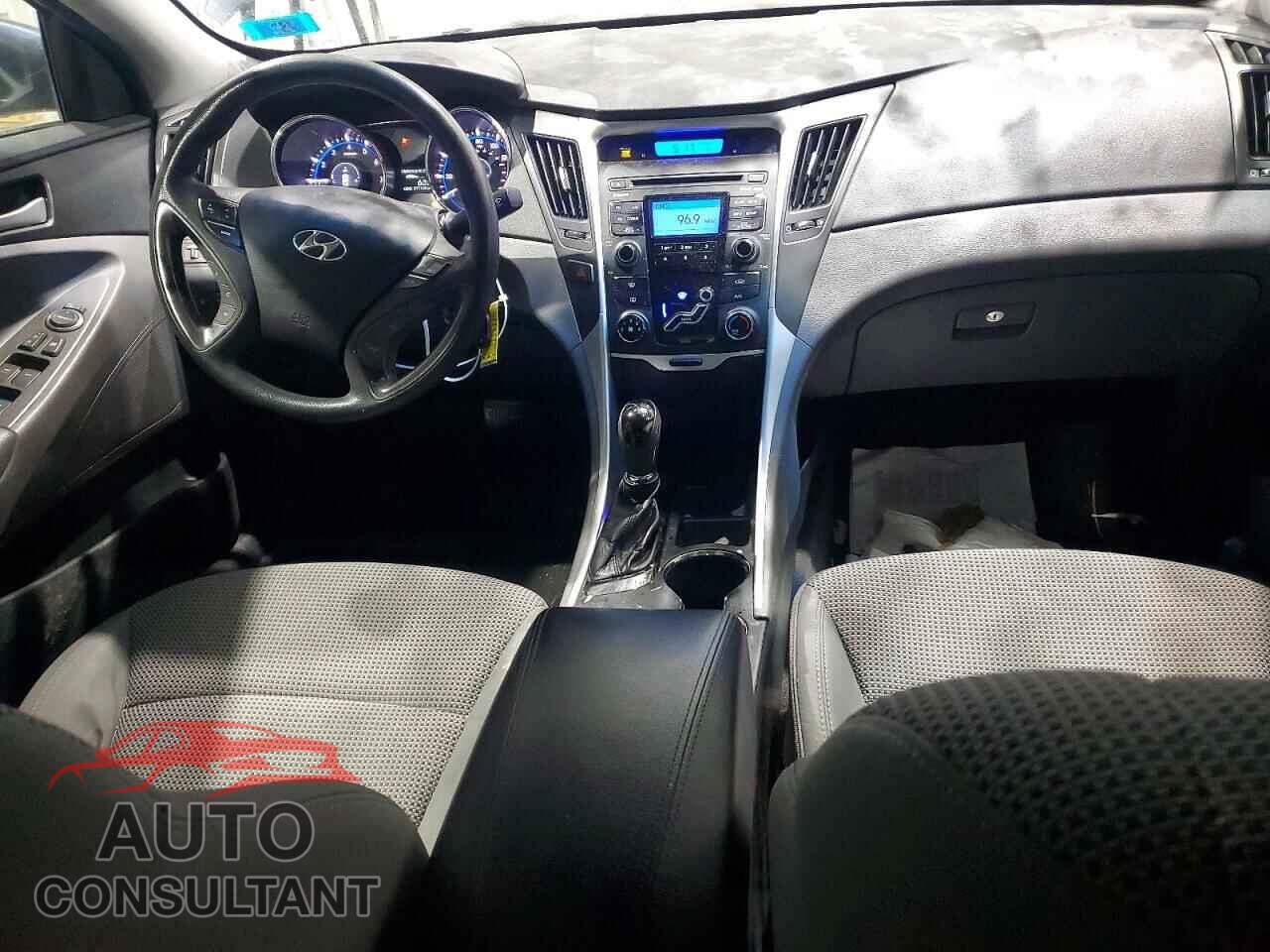 HYUNDAI SONATA 2011 - 5NPEB4AC5BH295117