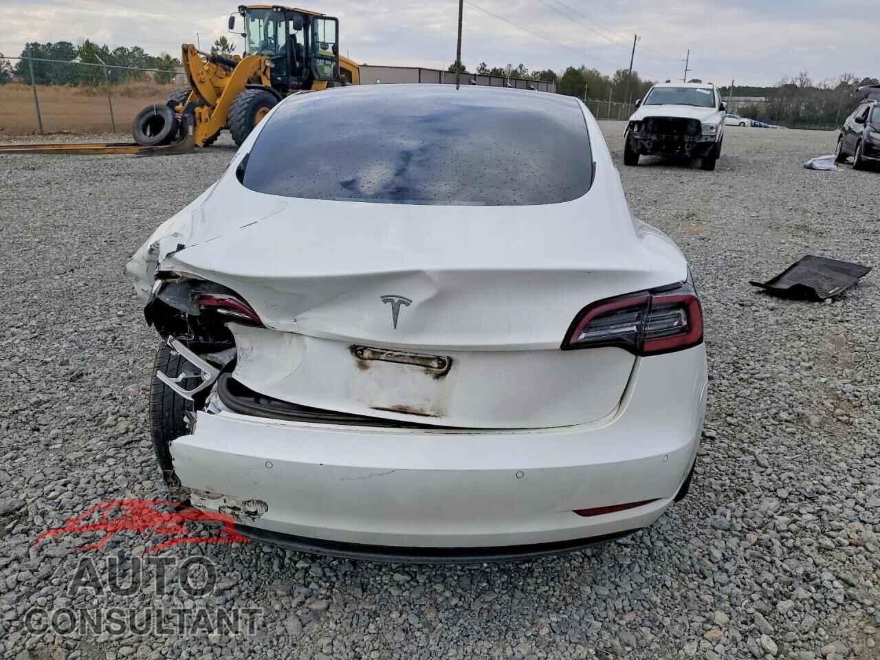 TESLA MODEL 3 2021 - 5YJ3E1EA4MF096986