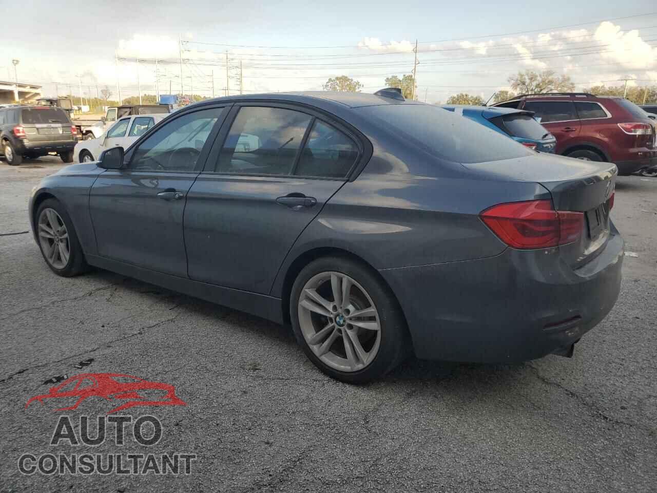 BMW 3 SERIES 2016 - WBA8E1G56GNU11649