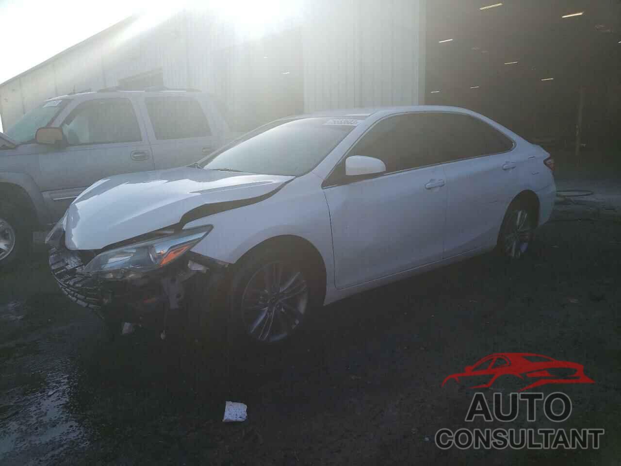 TOYOTA CAMRY 2015 - 4T1BF1FK2FU014825