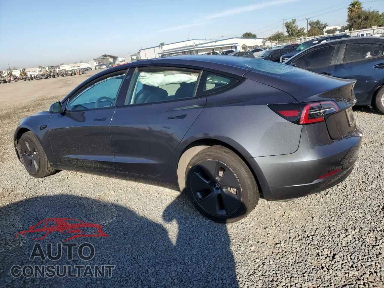 TESLA MODEL 3 2023 - 5YJ3E1EA5PF399795