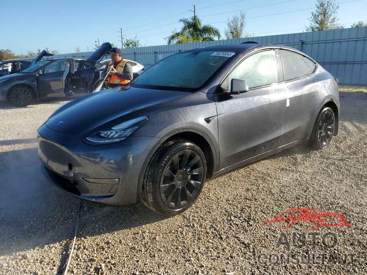 TESLA MODEL Y 2023 - 7SAYGDEE1PF606044