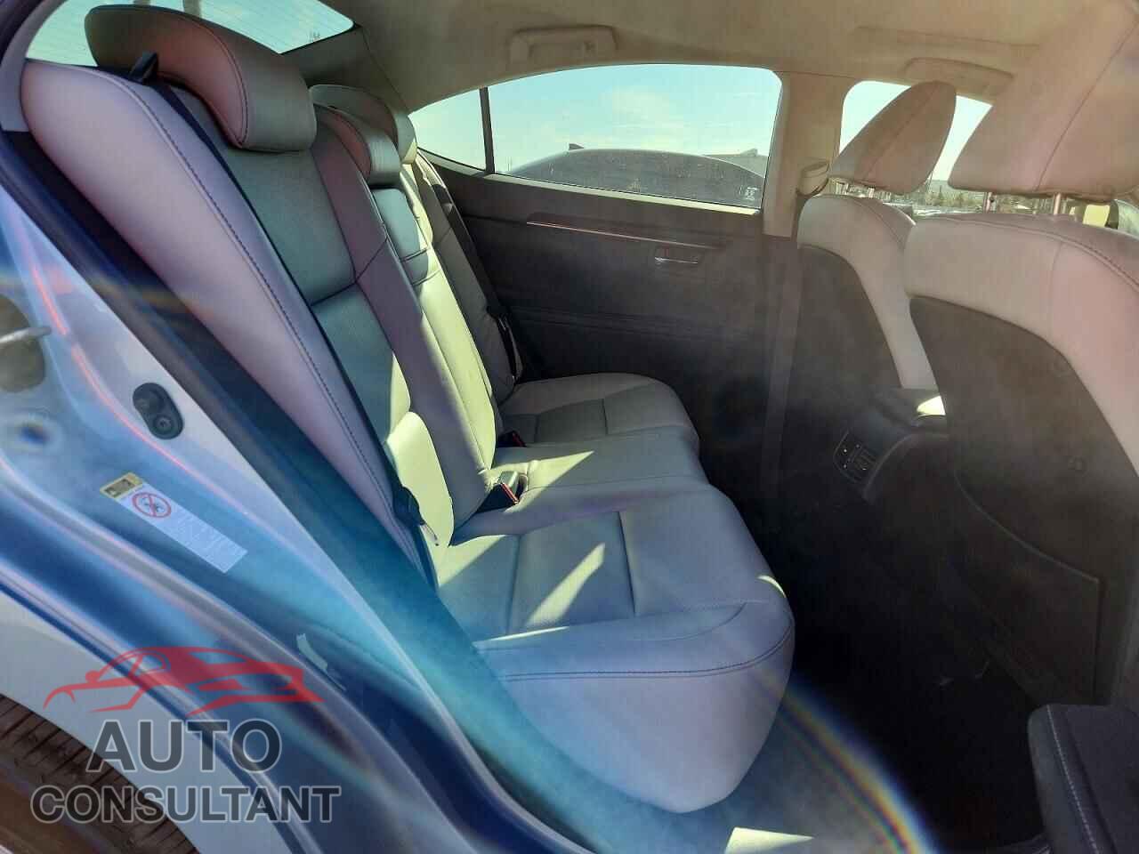 LEXUS ES350 2013 - JTHBK1GG8D2028343