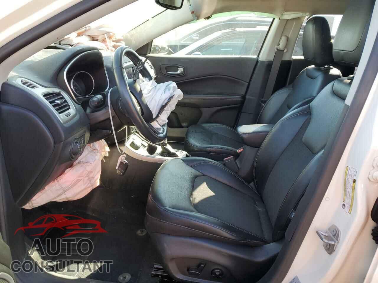 JEEP COMPASS 2017 - 3C4NJDBB0HT628244