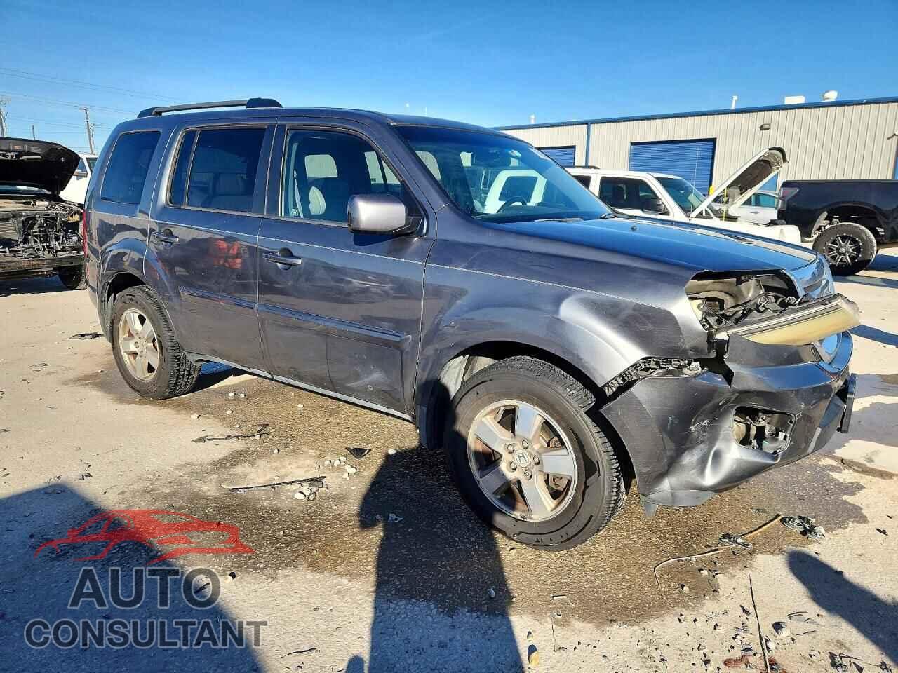 HONDA PILOT 2011 - 5FNYF4H58BB009185