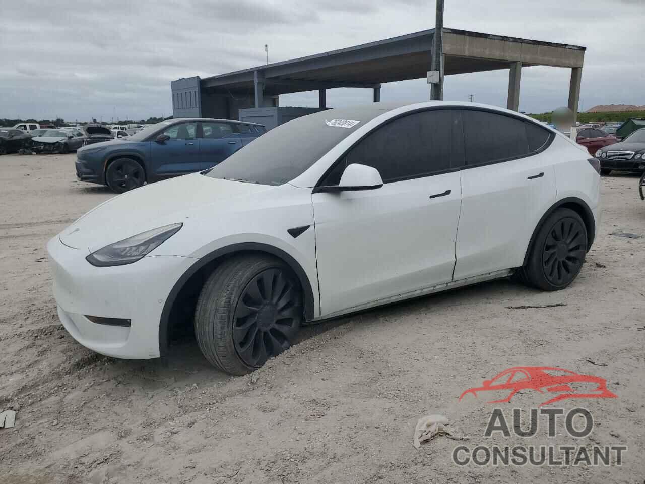 TESLA MODEL Y 2020 - 5YJYGDEF1LF037468