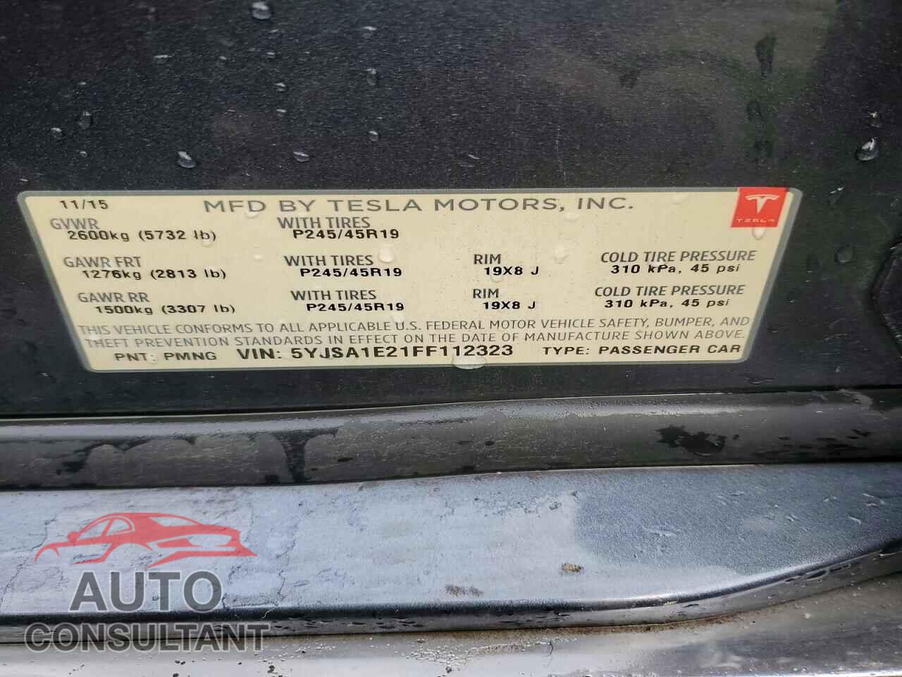 TESLA MODEL S 2015 - 5YJSA1E21FF112323