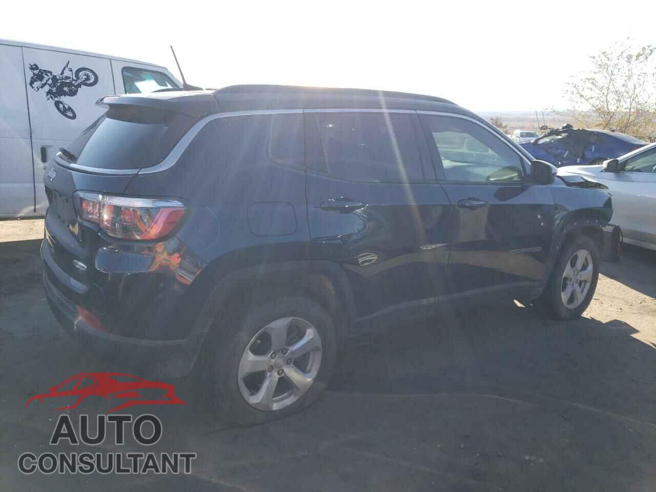 JEEP COMPASS 2018 - 3C4NJDBB8JT337089