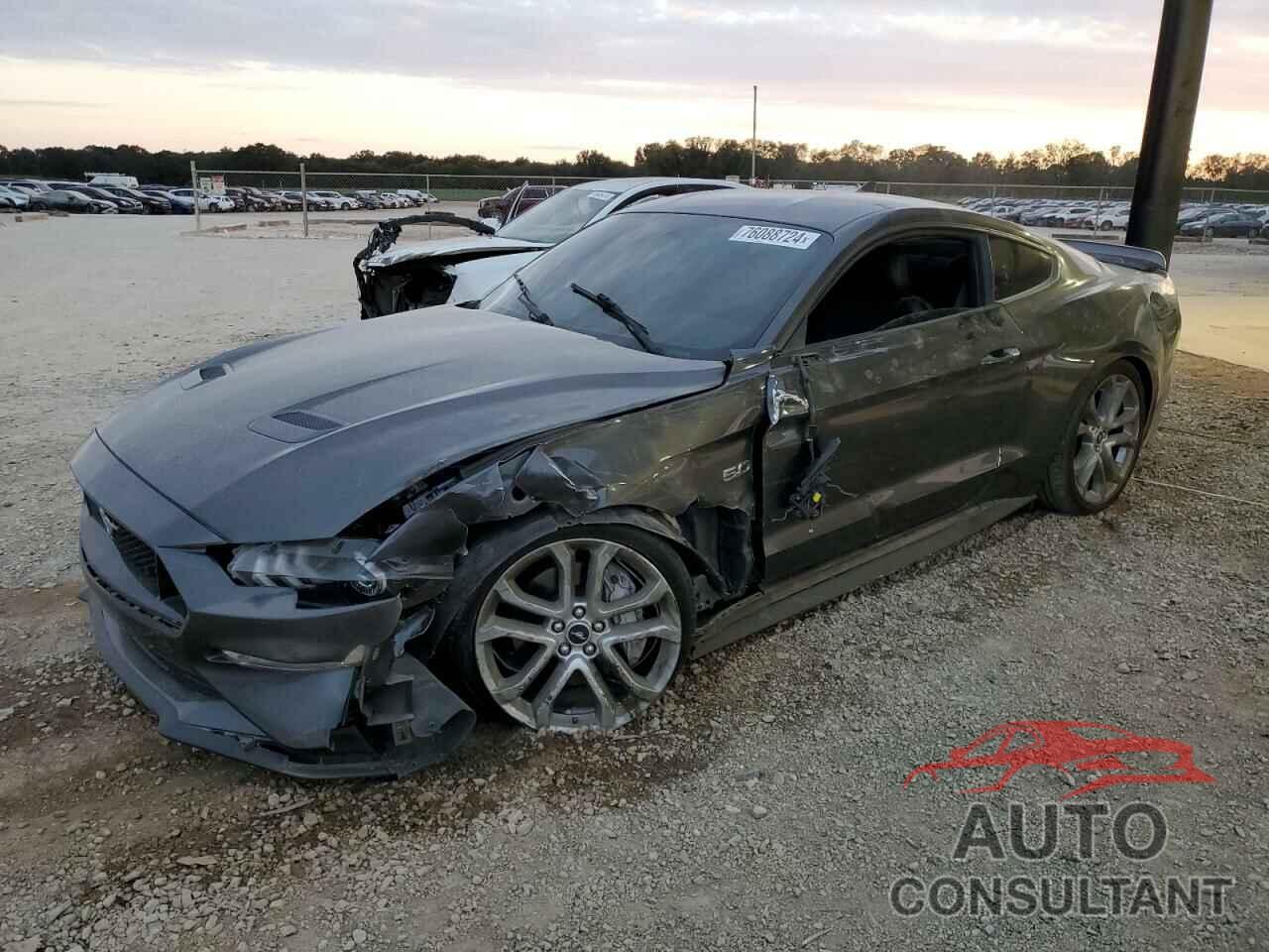 FORD MUSTANG 2020 - 1FA6P8CF6L5185530