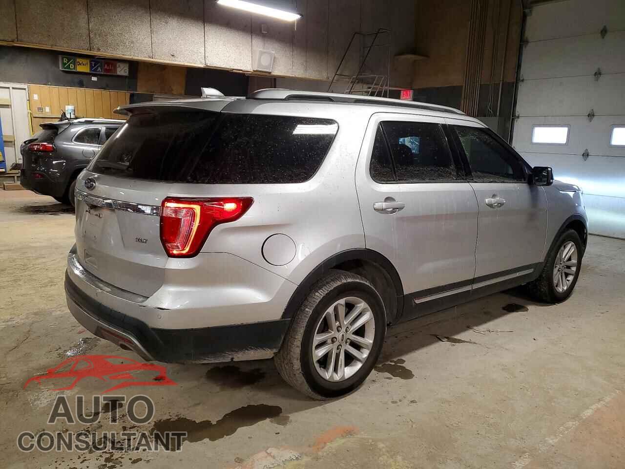 FORD EXPLORER 2017 - 1FM5K7D88HGD90353
