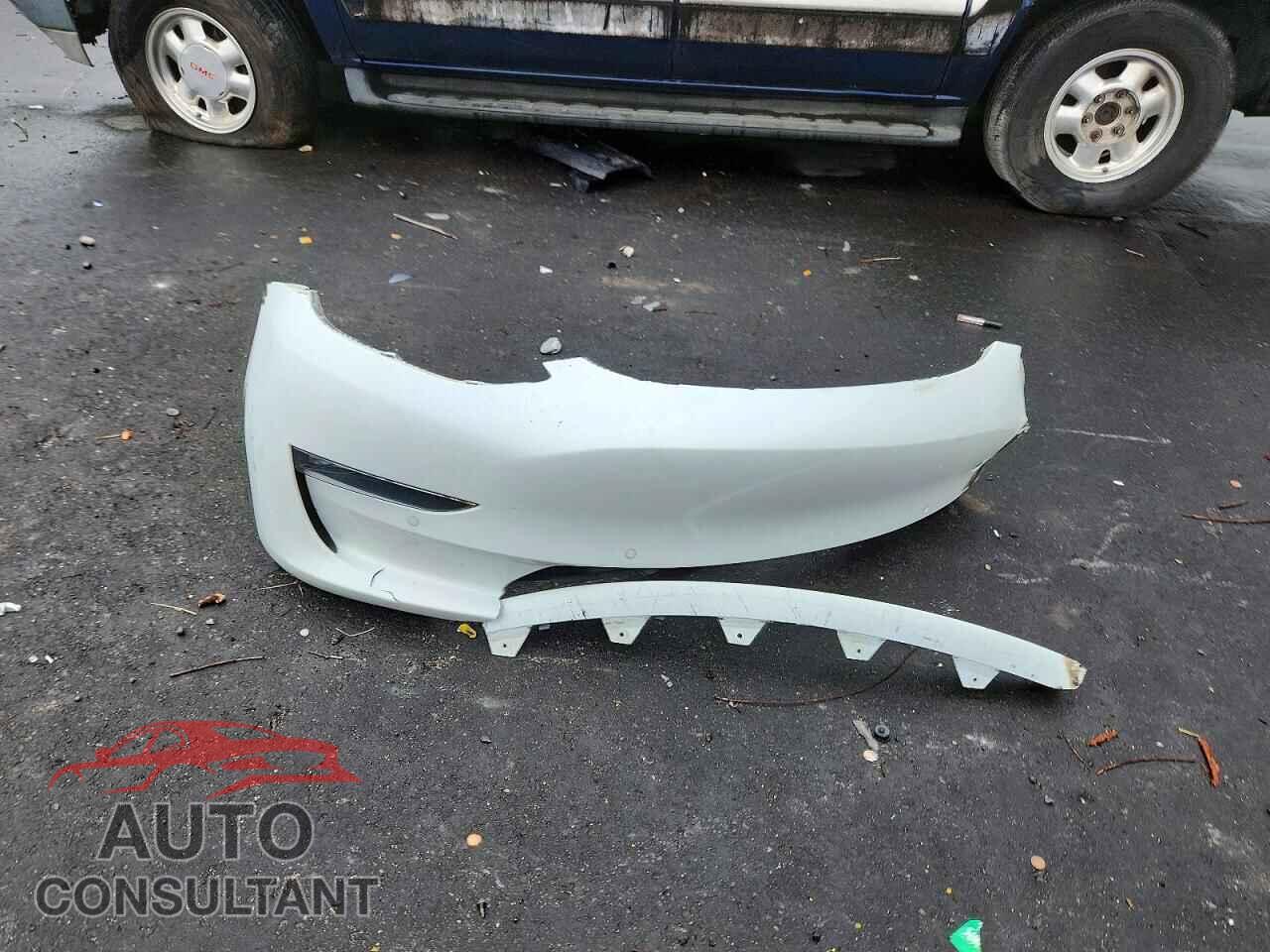 TESLA MODEL 3 2019 - 5YJ3E1EBXKF512786