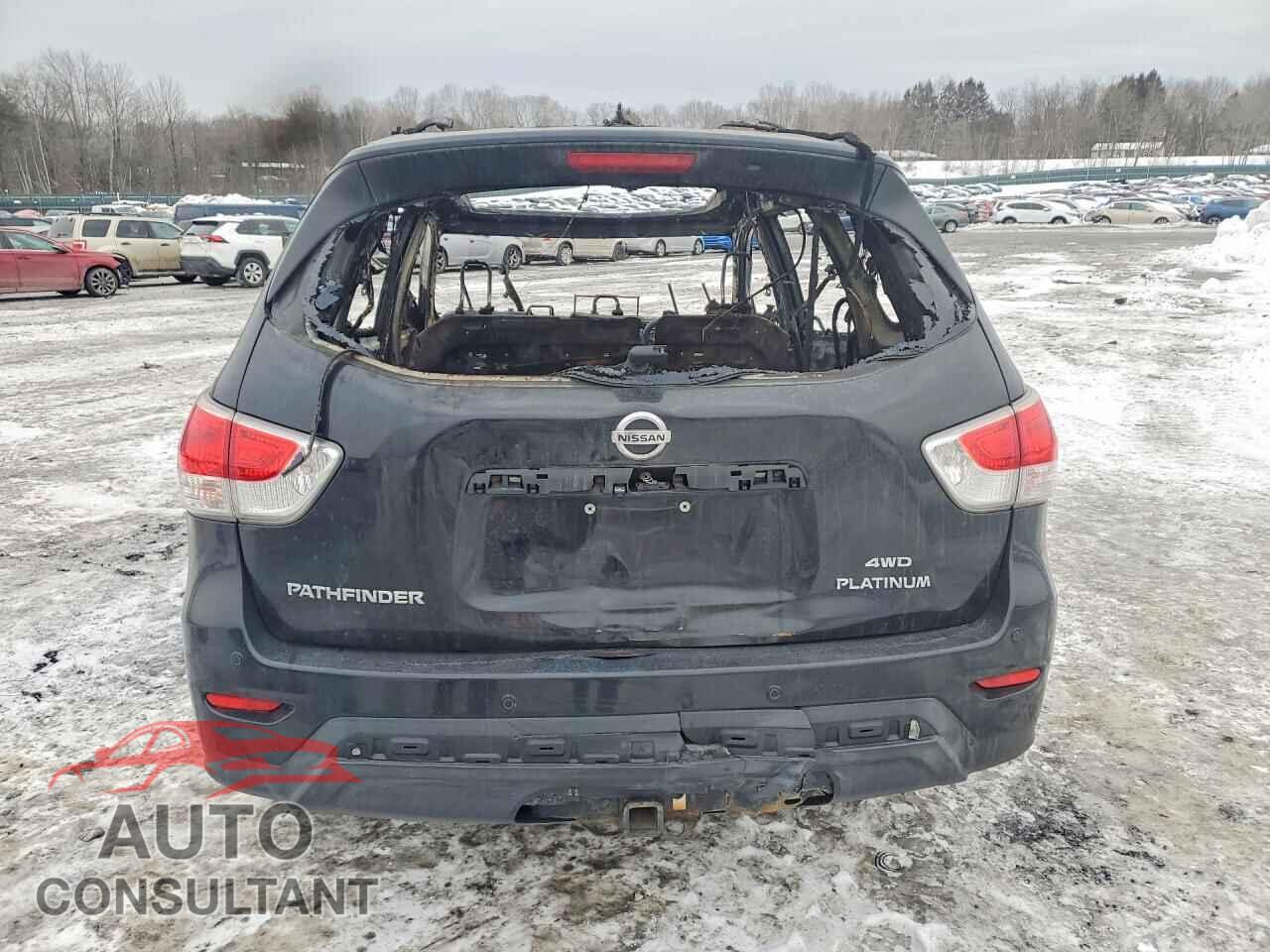 NISSAN PATHFINDER 2013 - 5N1AR2MM8DC658605