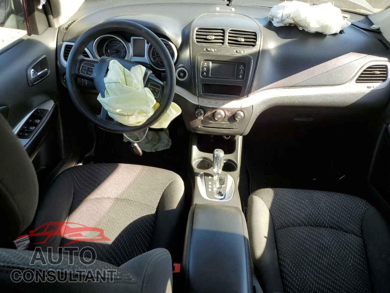 DODGE JOURNEY 2018 - 3C4PDCAB4JT531663