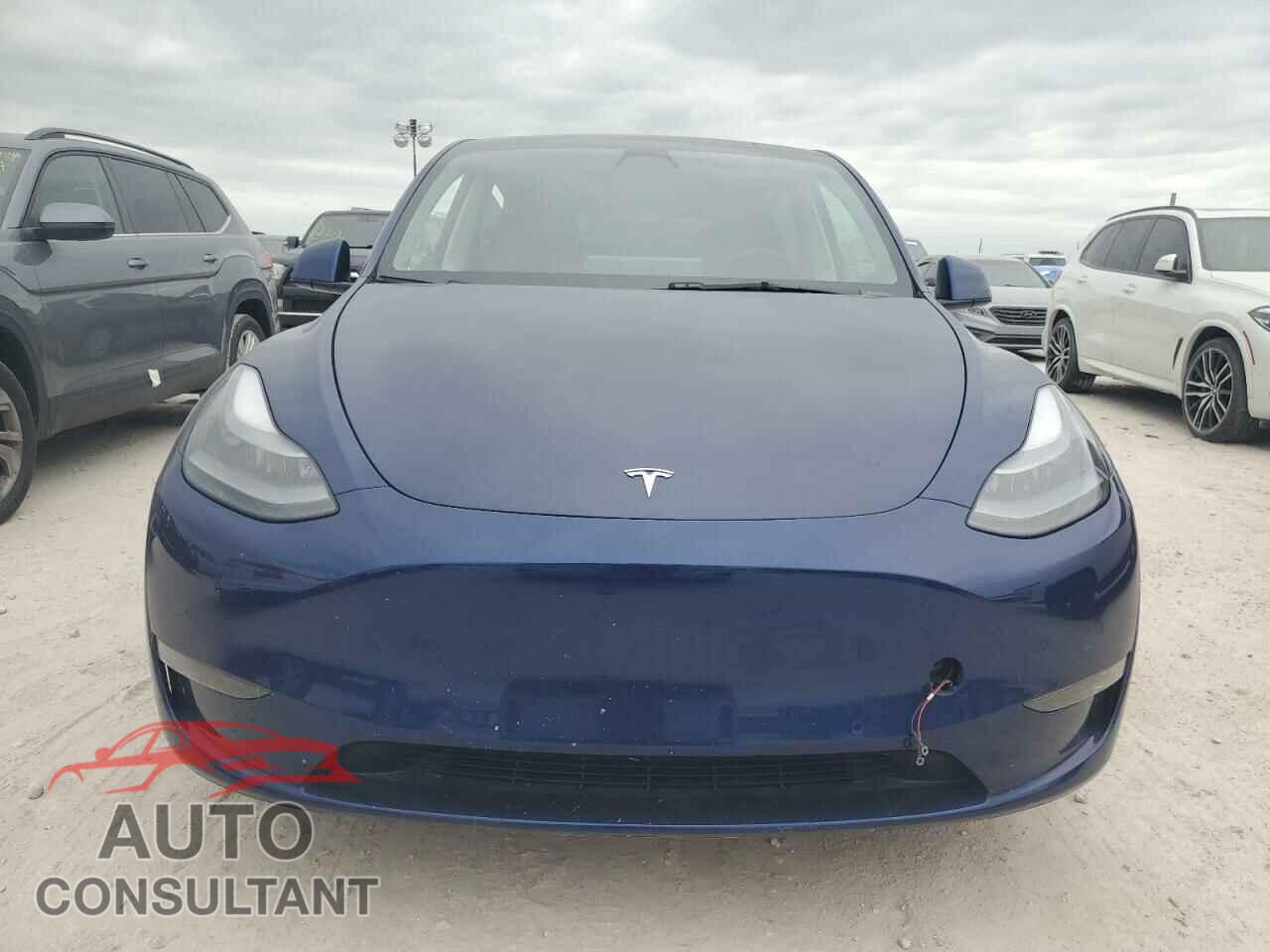 TESLA MODEL Y 2021 - 5YJYGDEF3MF302702