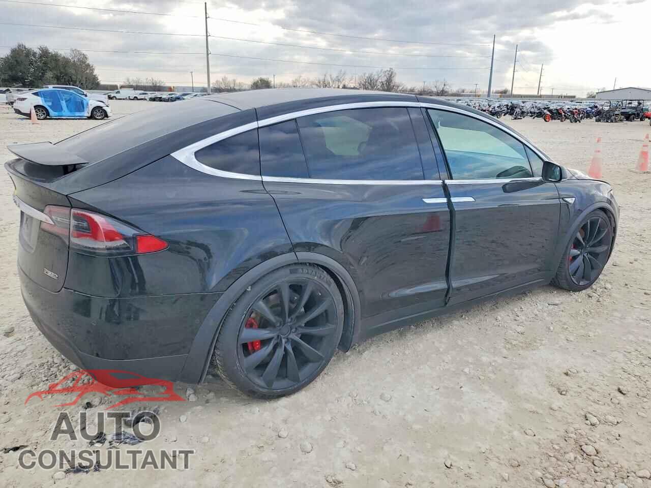 TESLA MODEL X 2016 - 5YJXCBE43GF003094