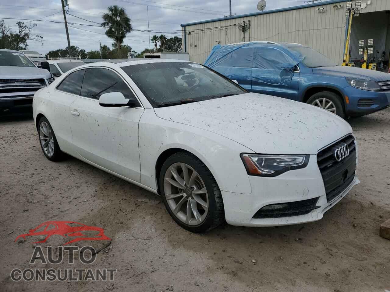 AUDI A5 2013 - WAULFAFR7DA027720