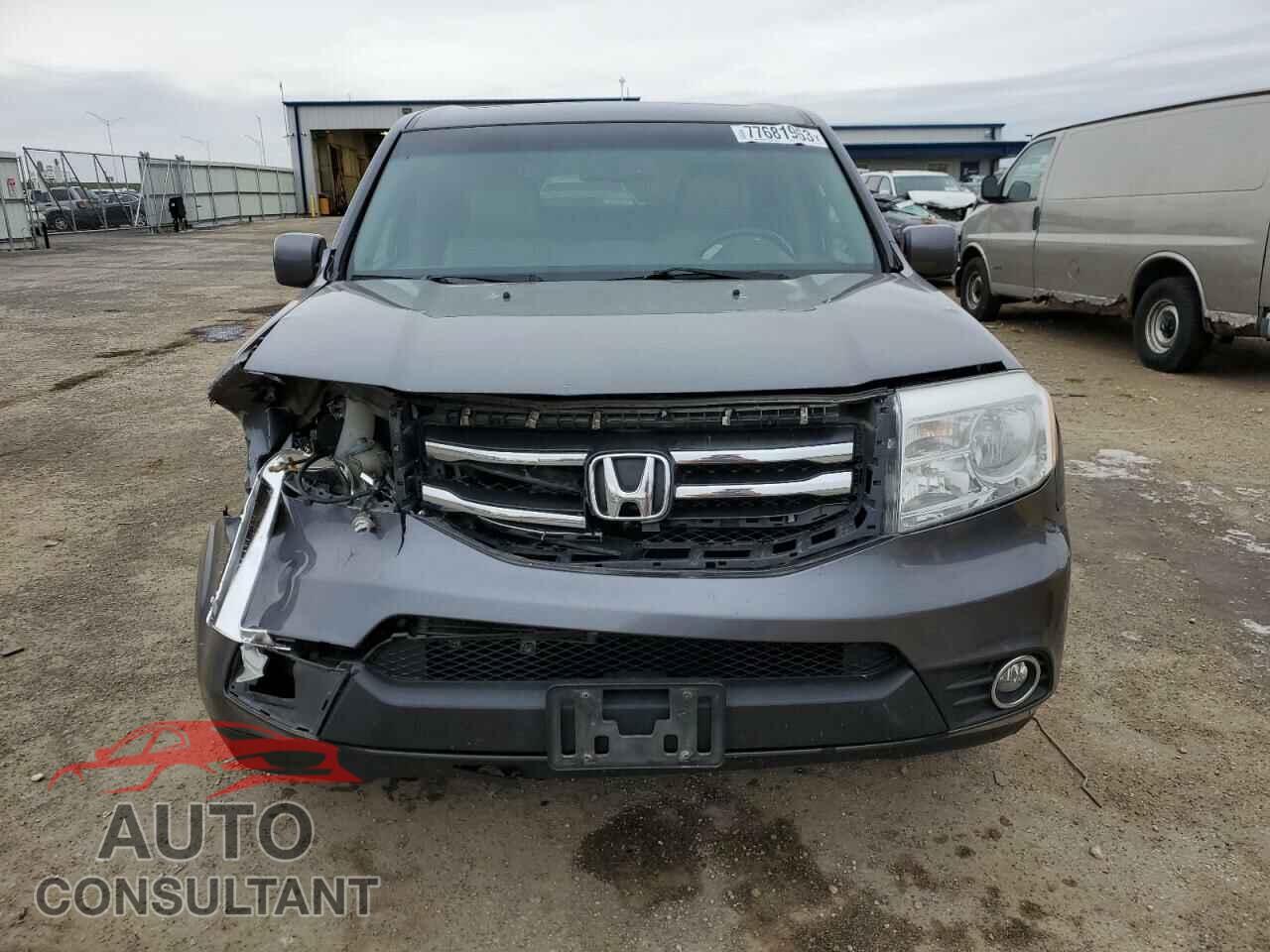HONDA PILOT 2015 - 5FNYF4H51FB007705
