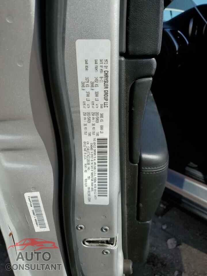 JEEP GRAND CHER 2012 - 1C4RJFCT4CC128189