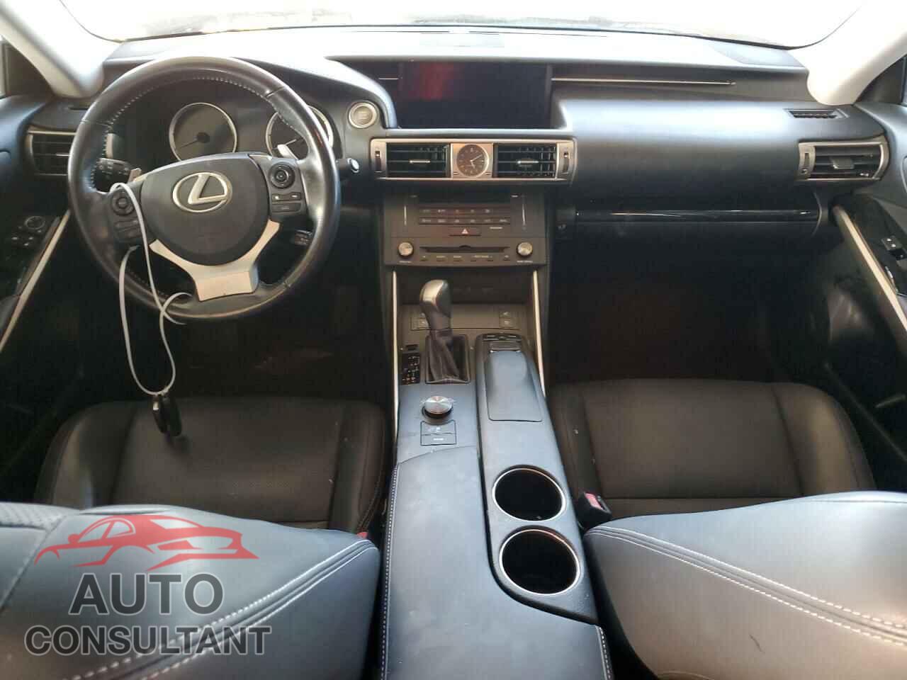 LEXUS IS 2016 - JTHBA1D2XG5022736