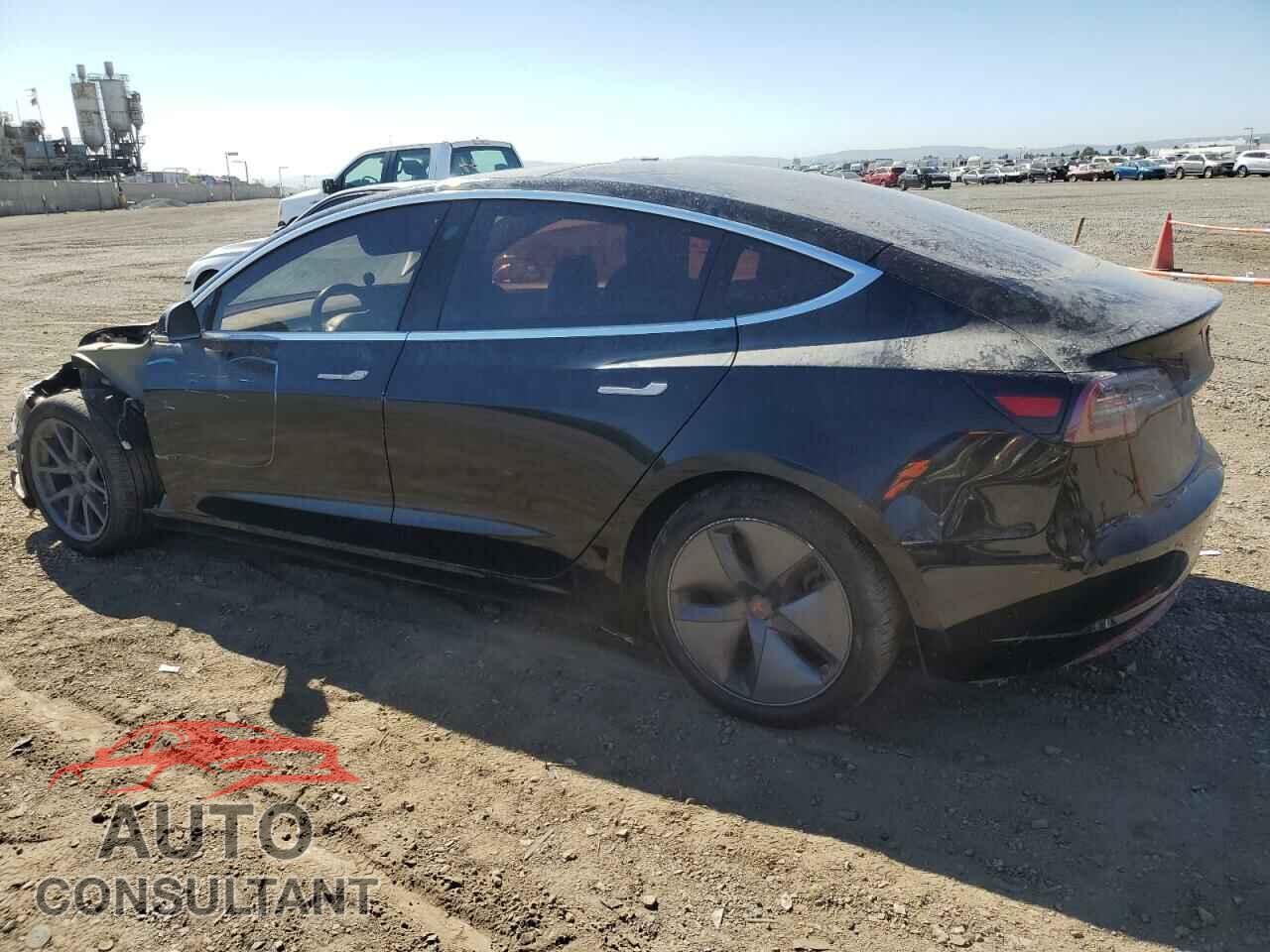 TESLA MODEL 3 2018 - 5YJ3E1EA1JF057199