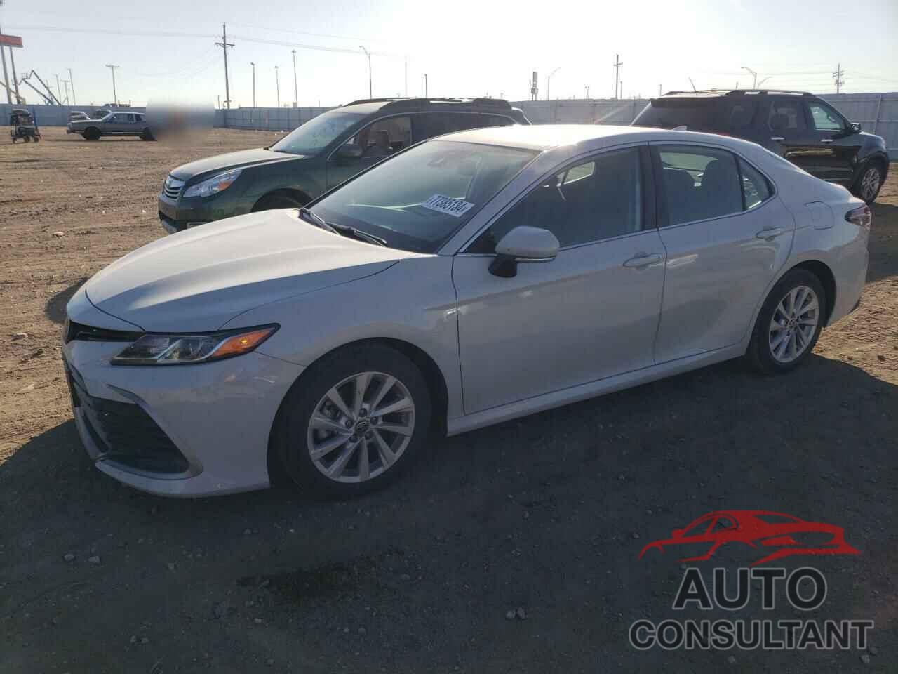 TOYOTA CAMRY 2022 - 4T1R11AK3NU012245