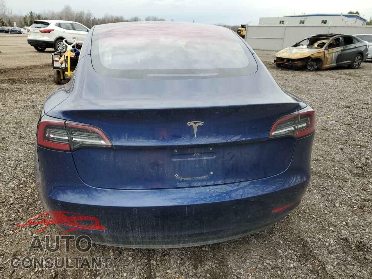 TESLA MODEL 3 2018 - 5YJ3E1EA6JF030189
