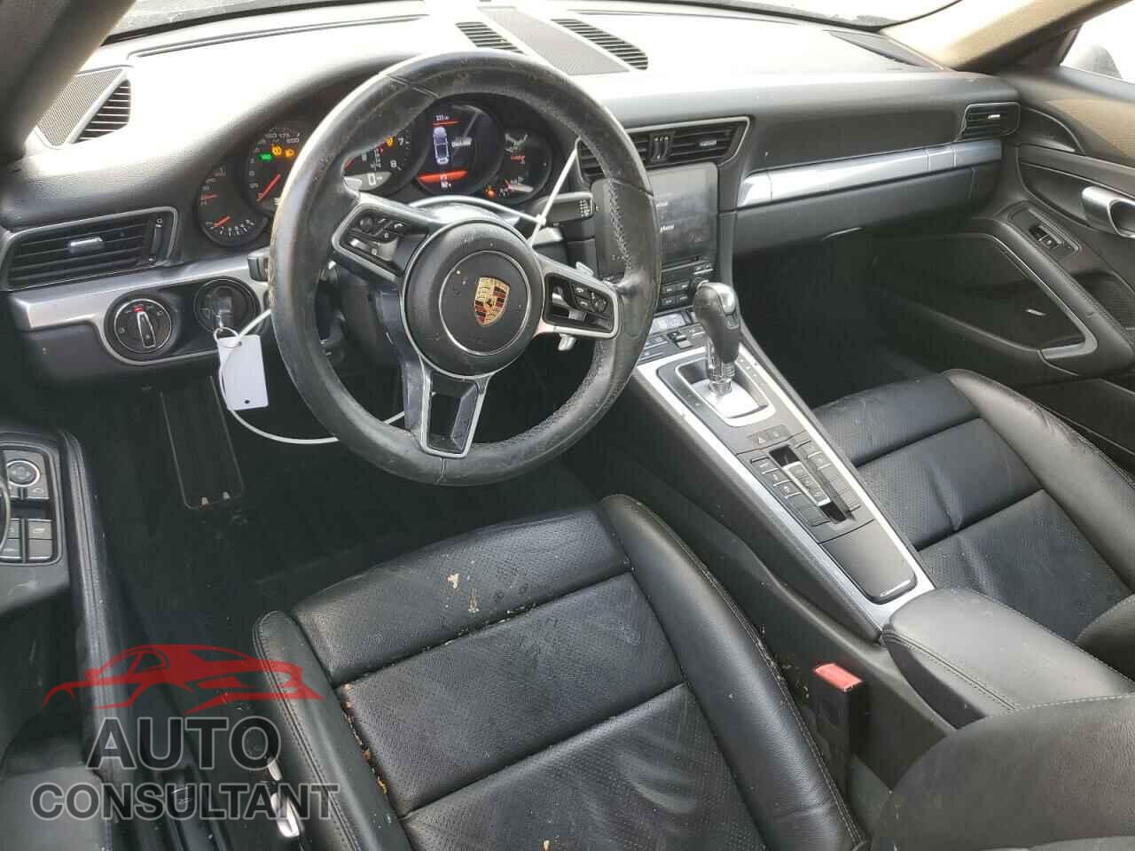 PORSCHE 911 2017 - WP0CA2A99HS141149