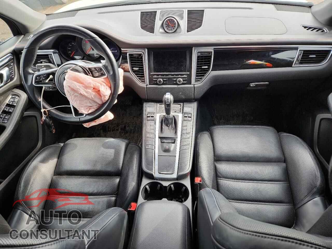 PORSCHE MACAN 2015 - WP1AB2A57FLB64873