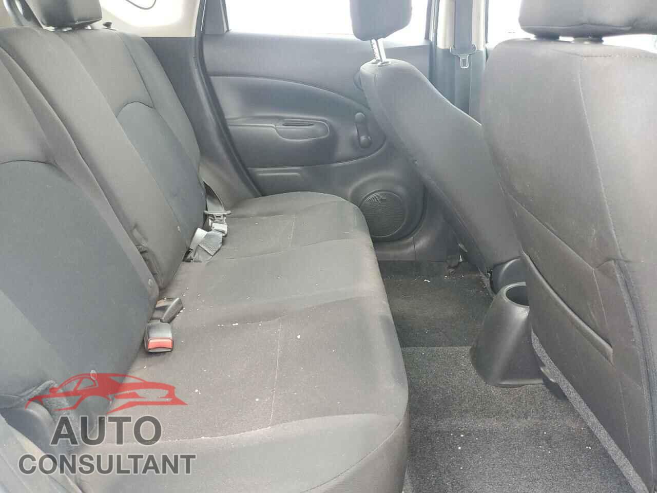 NISSAN VERSA 2019 - 3N1CE2CP3KL356762