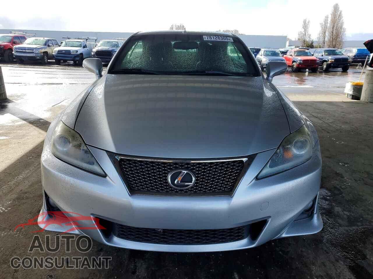 LEXUS IS 2013 - JTHFE2C21D2509043