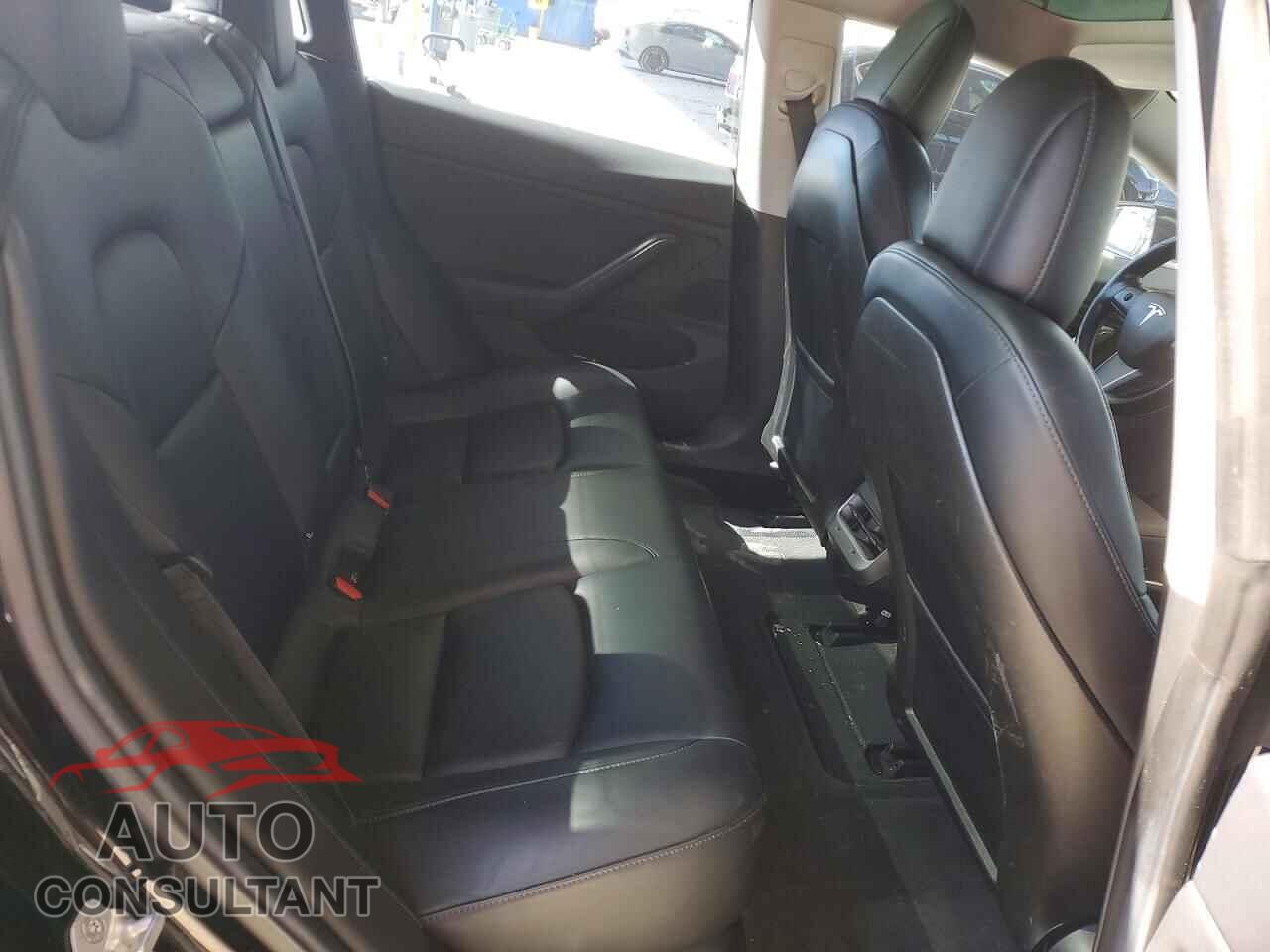 TESLA MODEL 3 2018 - 5YJ3E1EA2JF023563