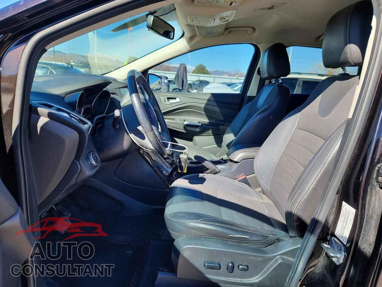 FORD ESCAPE 2013 - 1FMCU9J90DUB83803