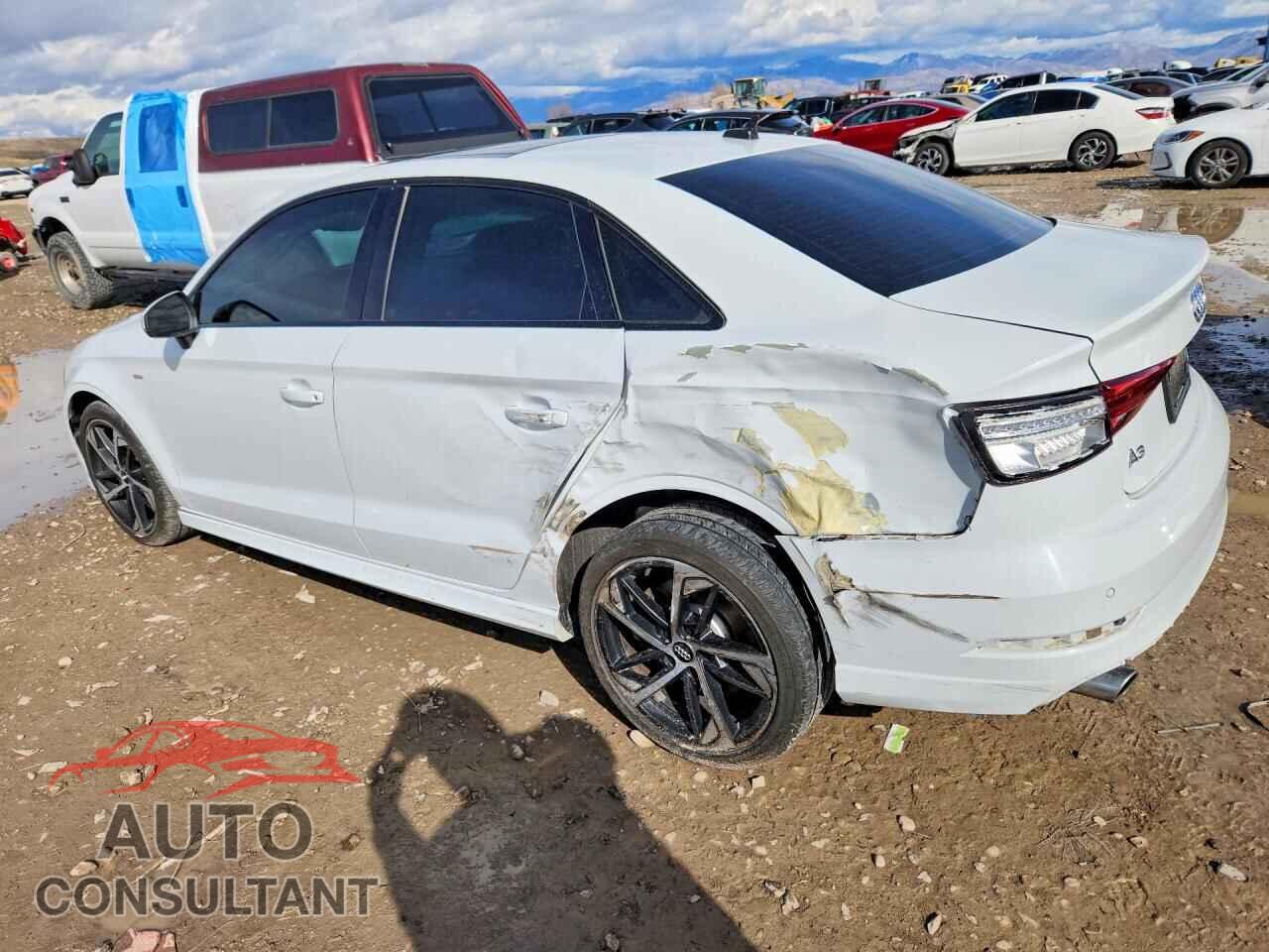 AUDI A3 2020 - WAUBEGFF4LA106008