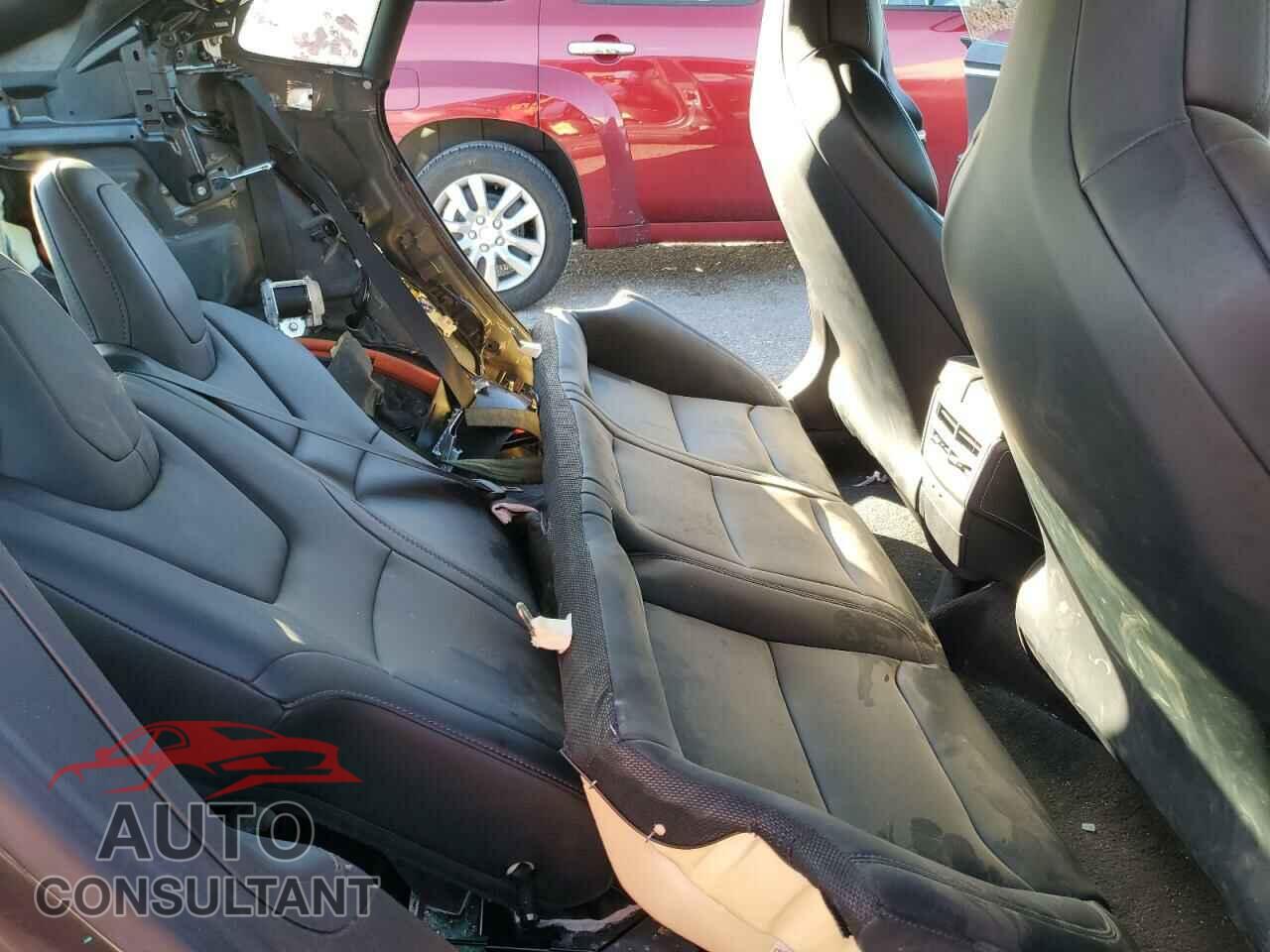 TESLA MODEL S 2018 - 5YJSA1E28JF246755