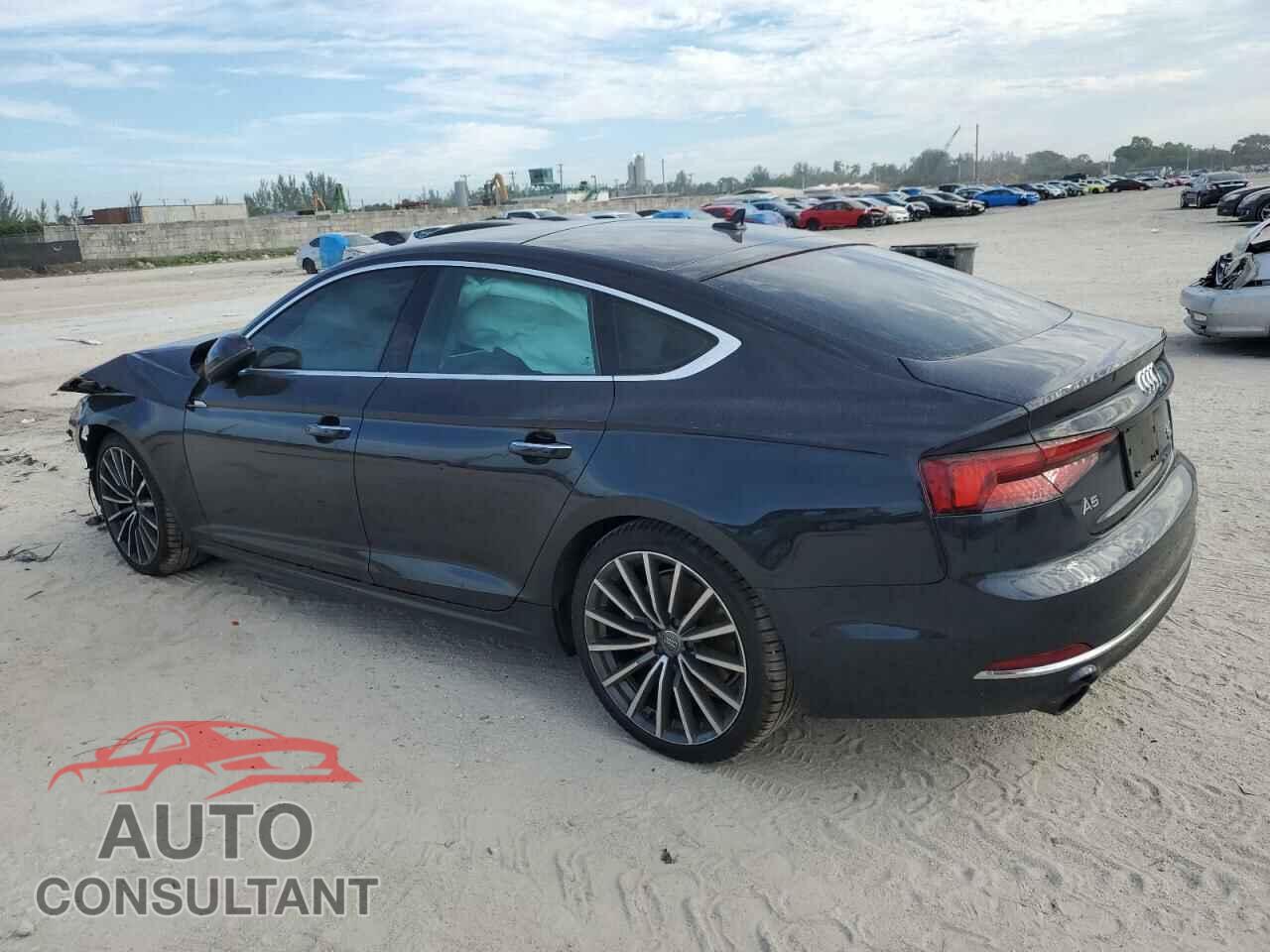 AUDI A5 2018 - WAUBNCF57JA098516