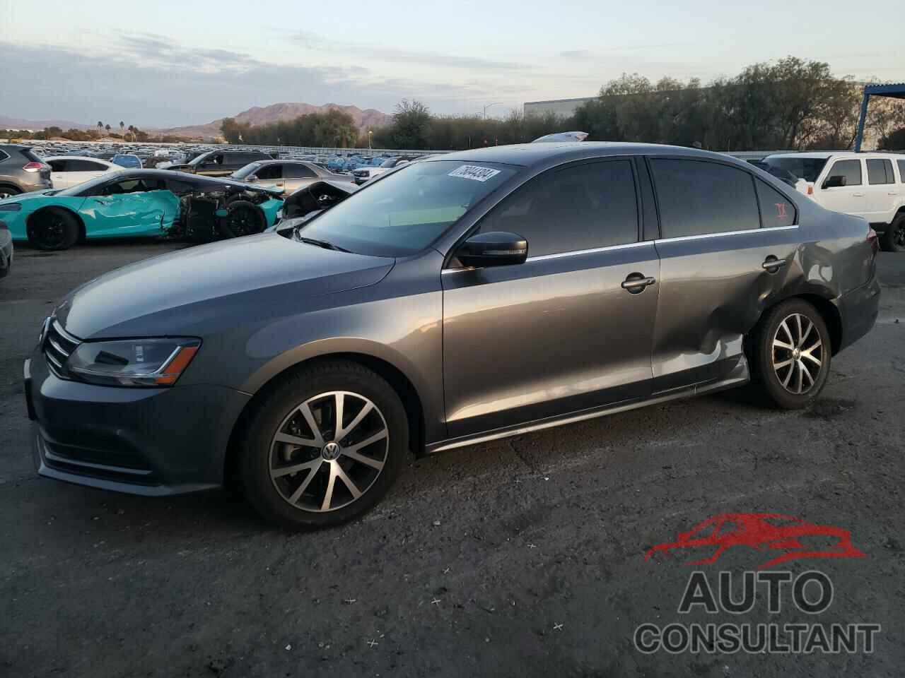 VOLKSWAGEN JETTA 2018 - 3VWDB7AJ4JM242670