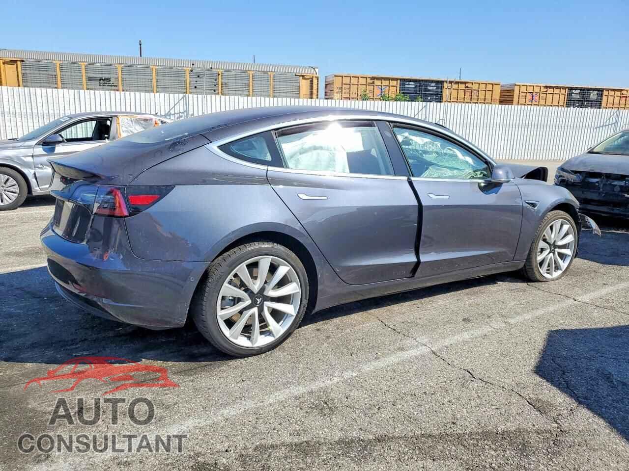 TESLA MODEL 3 2018 - 5YJ3E1EA0JF048543