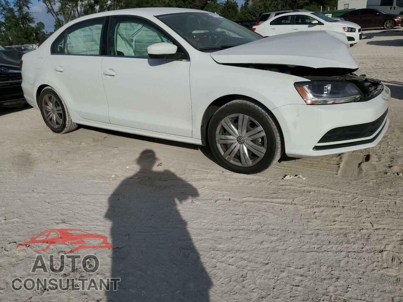 VOLKSWAGEN JETTA 2017 - 3VW2B7AJ9HM382330