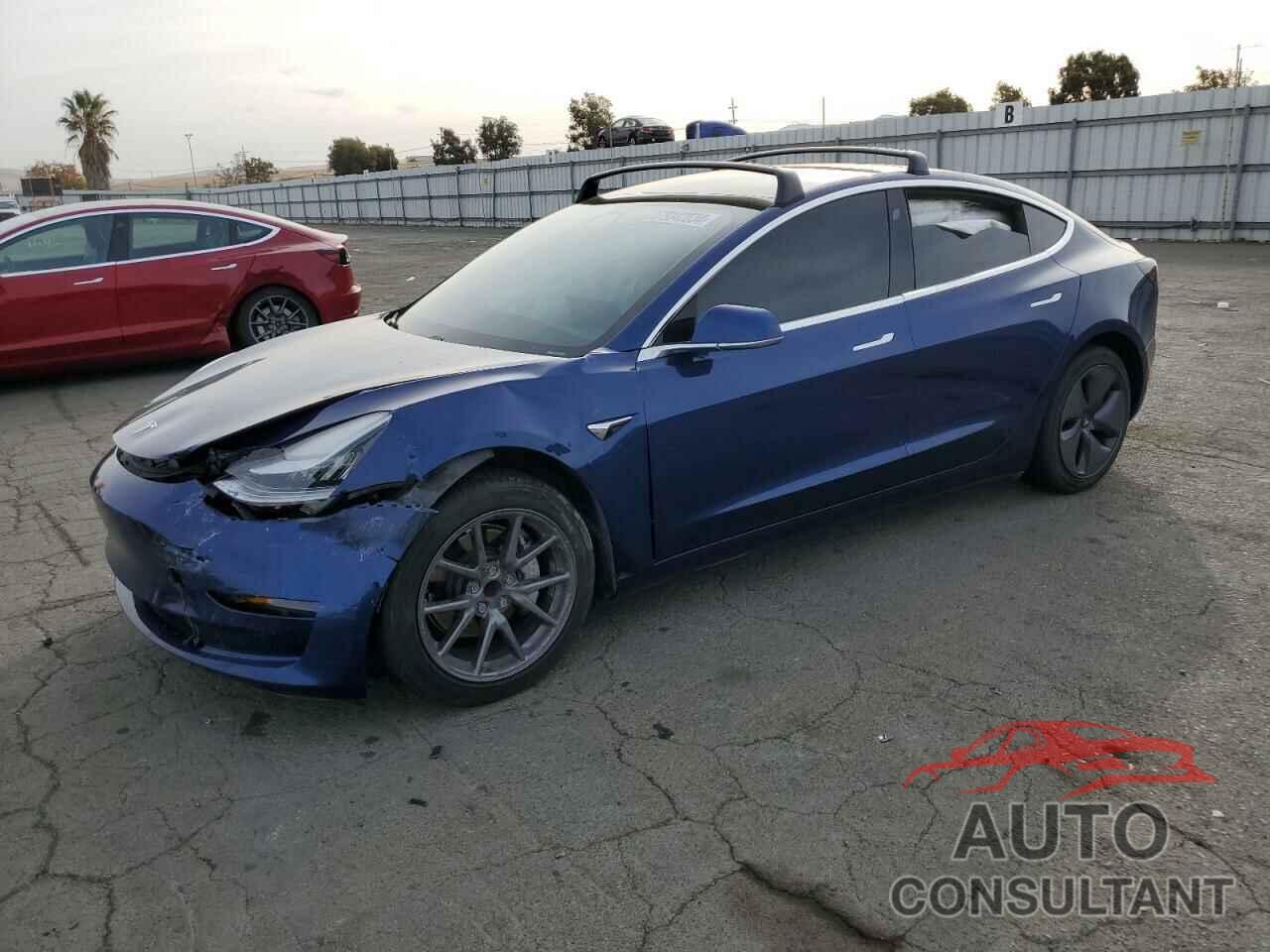 TESLA MODEL 3 2020 - 5YJ3E1EA5LF707137