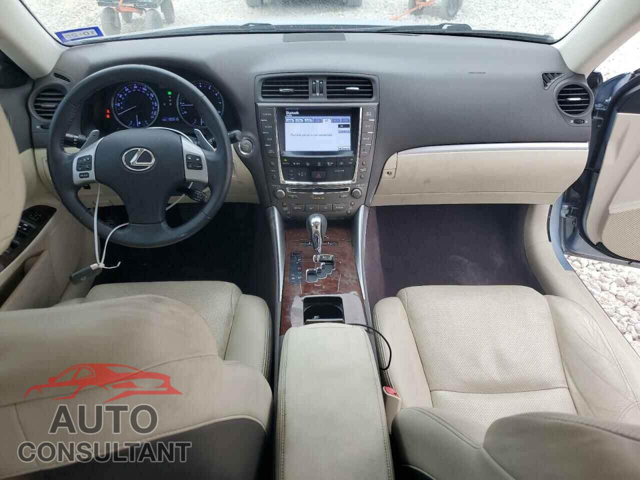 LEXUS IS 2012 - JTHBF5C21C2102416